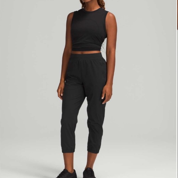 LULULEMON- Adapted State High-Rise Jogger Crop
Black Casual Travel Leisure Pant - Picture 1 of 7